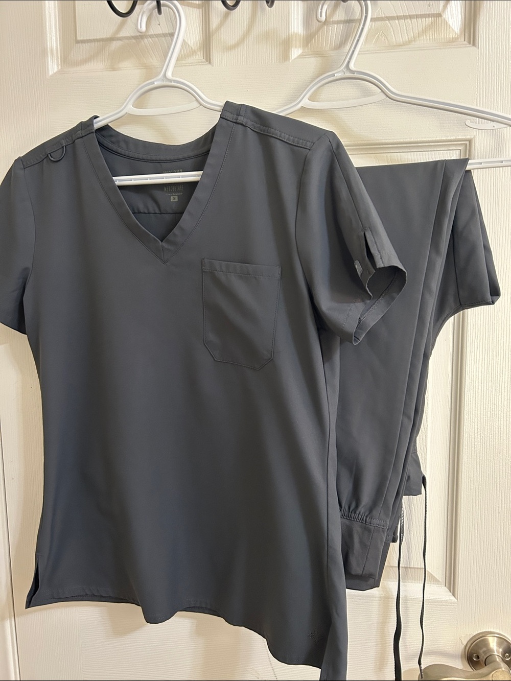 Med couture Insight - Pewter color V‑Neck Scrub Top and Jogger pants -Small